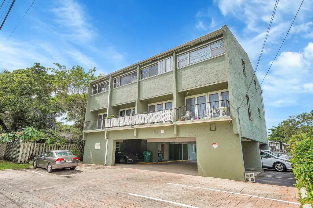1005 SW 15th Avenue Fort Lauderdale FL 33312