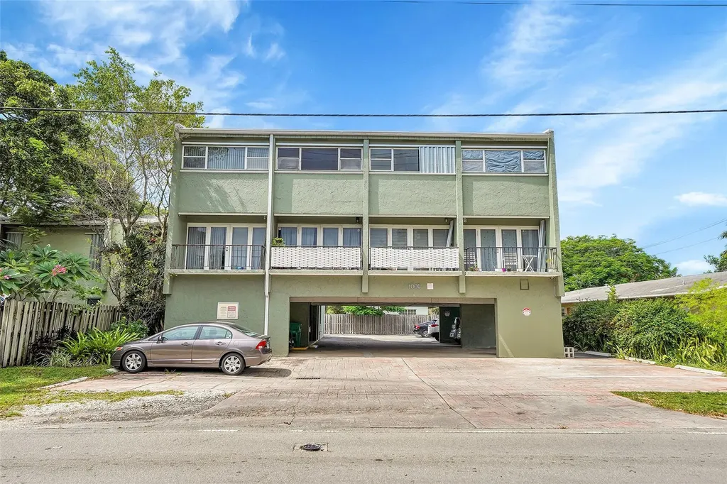 1005 SW 15th Avenue Fort Lauderdale FL 33312