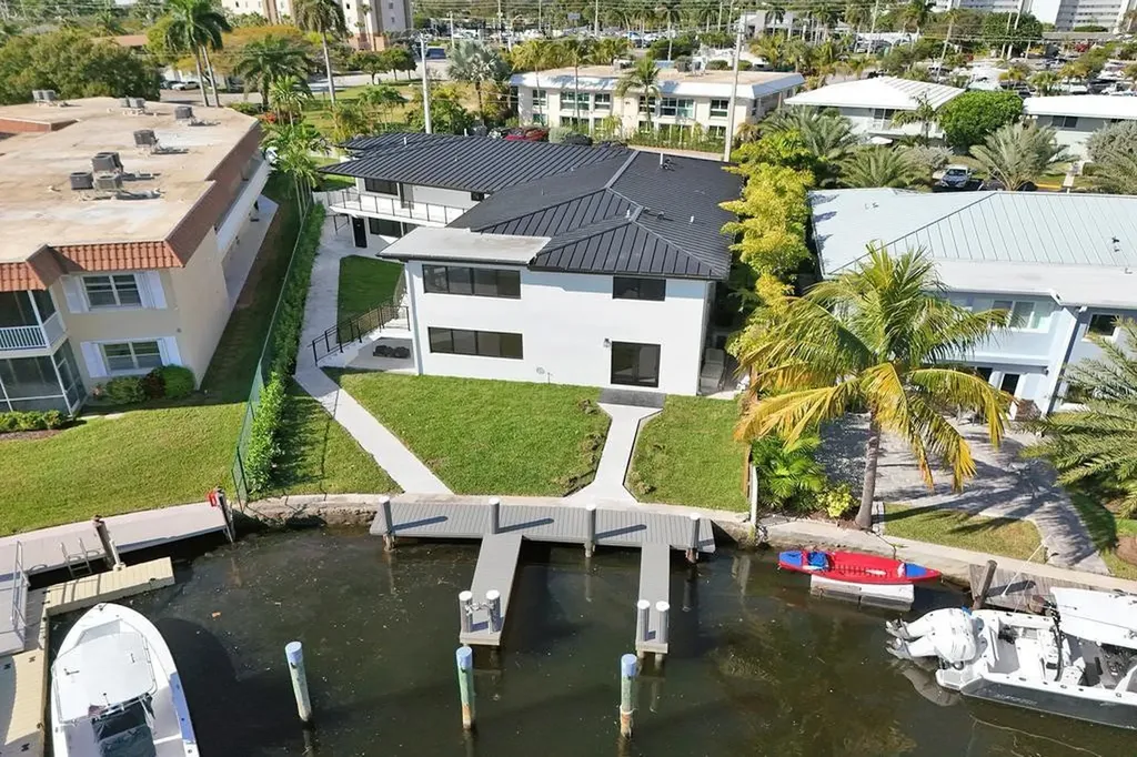 840 SE 22nd Avenue Pompano Beach FL 33062