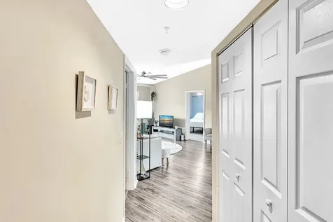 2131 SE 10th Avenue Fort Lauderdale FL 33316