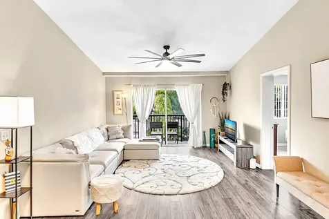 2131 SE 10th Avenue Fort Lauderdale FL 33316