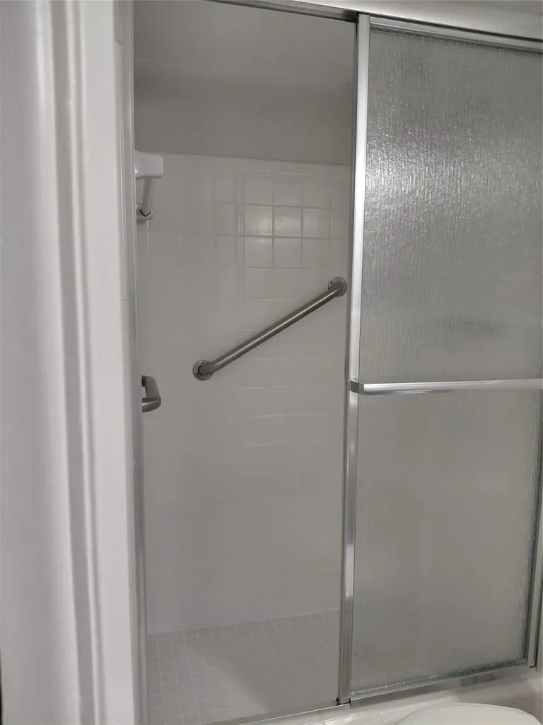 1951 NE 39th Street Lighthouse Point FL 33064