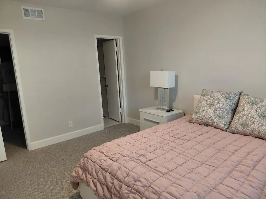 1951 NE 39th Street Lighthouse Point FL 33064