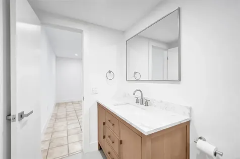 4040 N Hills Drive Hollywood FL 33021