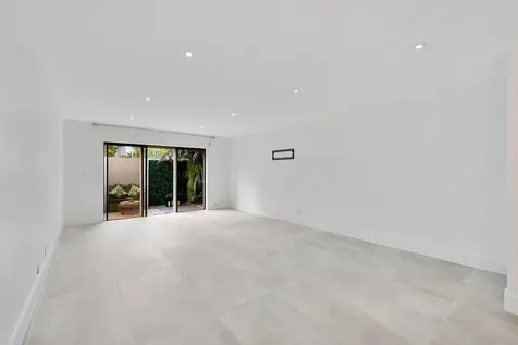 555 NE 7th Avenue Fort Lauderdale FL 33301