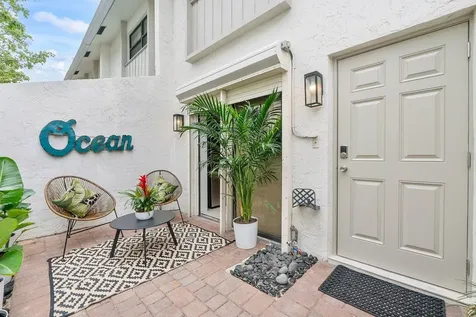 555 NE 7th Avenue Fort Lauderdale FL 33301