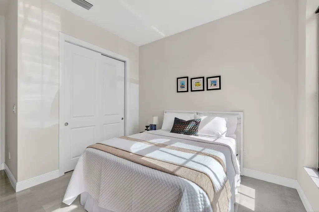 12485 N Parkland Bay Trail Parkland FL 33076
