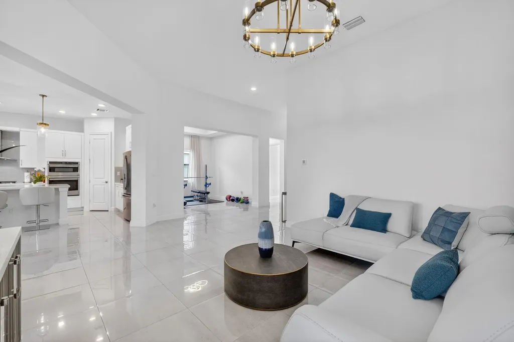 12485 N Parkland Bay Trail Parkland FL 33076