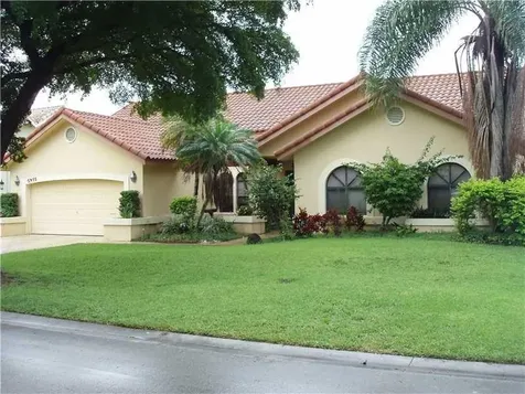 5975 NW 47th Place Coral Springs FL 33067
