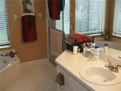 5975 NW 47th Place Coral Springs FL 33067
