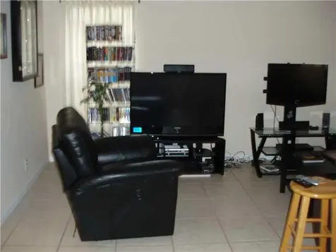 5975 NW 47th Place Coral Springs FL 33067