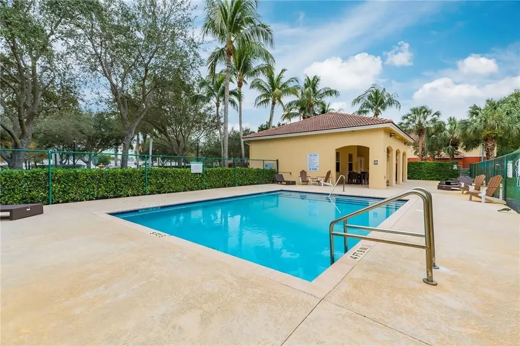 7401 Palomino Drive Hollywood FL 33024