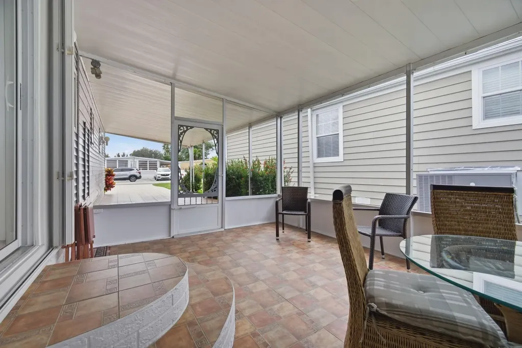 5555 Lakeshore Drive Fort Lauderdale FL 33312