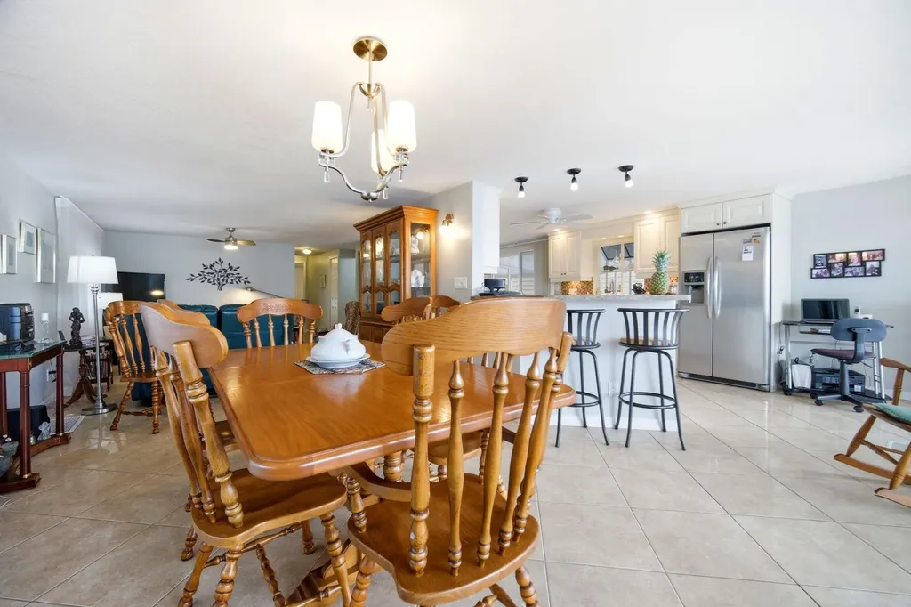 5555 Lakeshore Drive Fort Lauderdale FL 33312