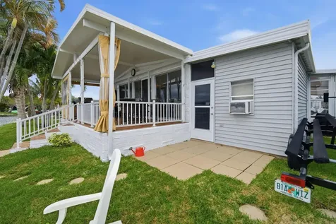 5555 Lakeshore Drive Fort Lauderdale FL 33312