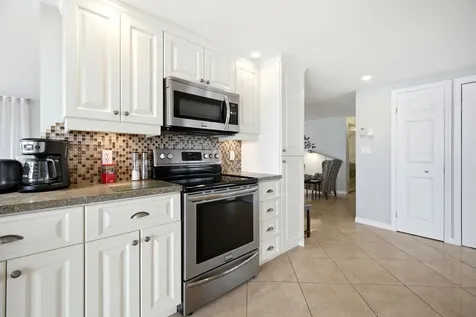 5555 Lakeshore Drive Fort Lauderdale FL 33312