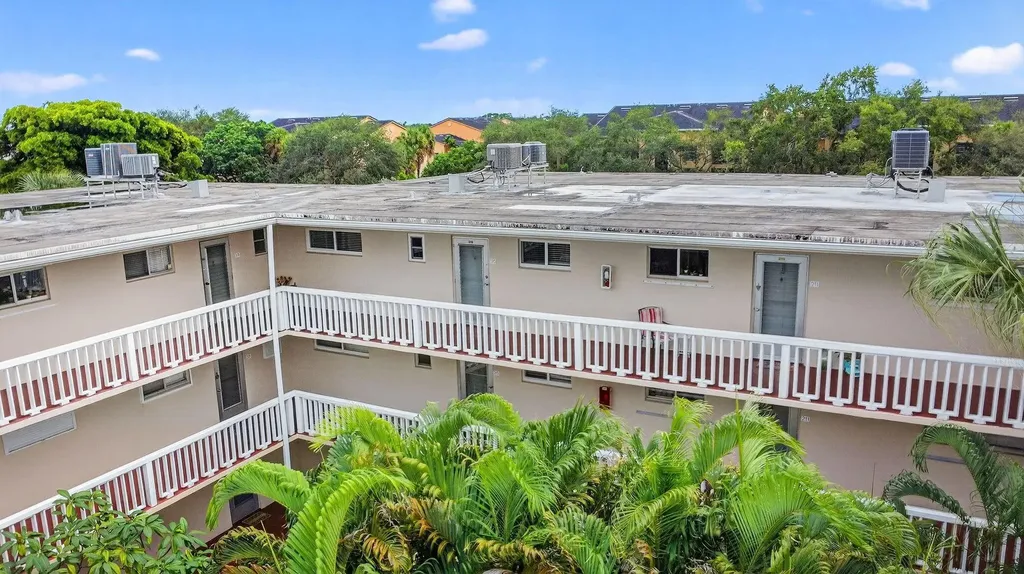 2856 Garden Drive Lake Worth FL 33461