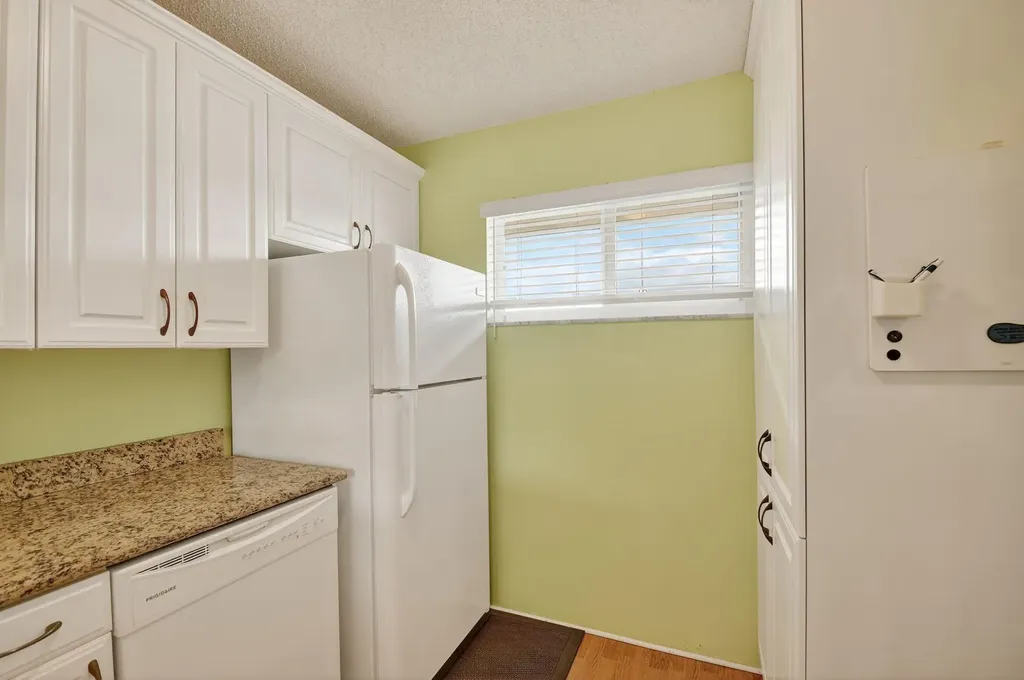 2856 Garden Drive Lake Worth FL 33461