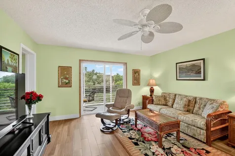 2856 Garden Drive Lake Worth FL 33461