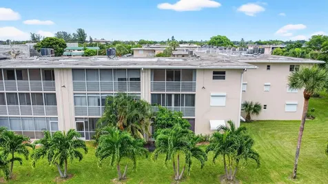 2856 Garden Drive Lake Worth FL 33461