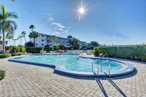 2856 Garden Drive Lake Worth FL 33461