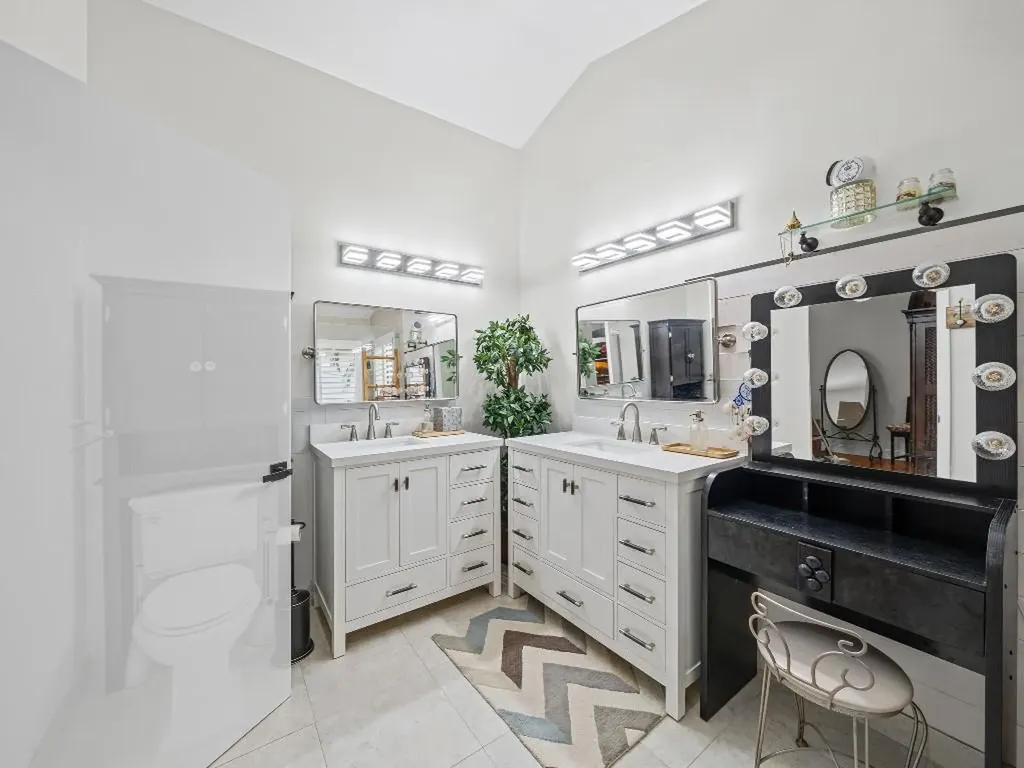 23313 Water Circle Boca Raton FL 33486