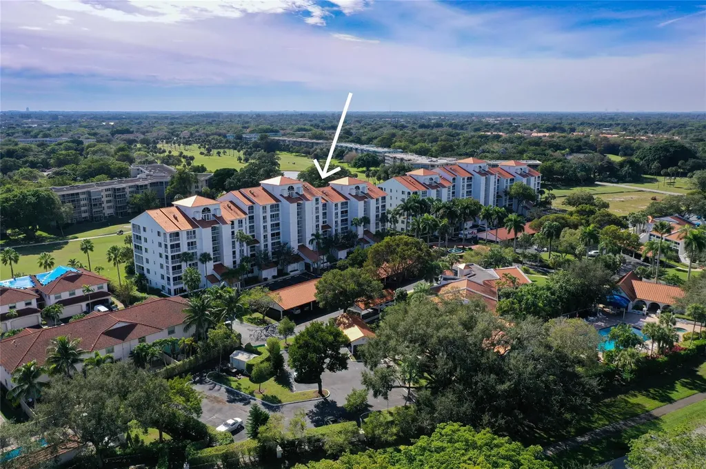 4108 W Palm Aire Drive Pompano Beach FL 33069