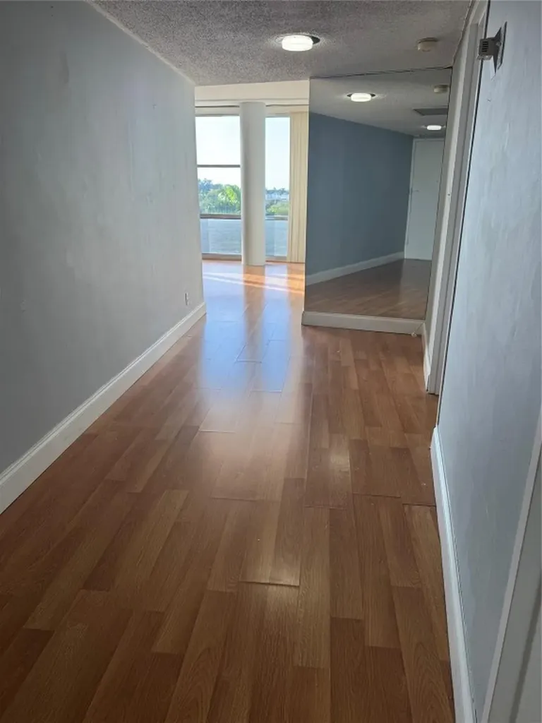 900 Bay Drive Miami Beach FL 33141