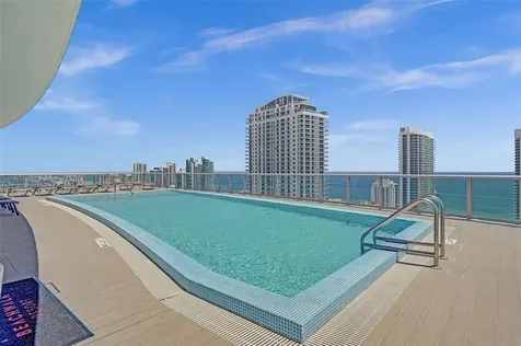 Hallandale Beach FL 33009