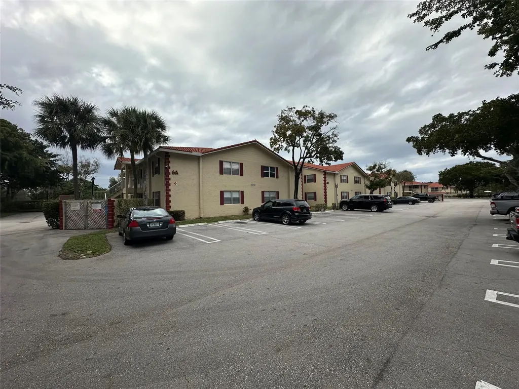 3578 N University Drive Coral Springs FL 33065