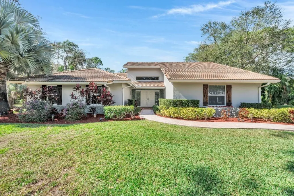 5440 NW 77th Terrace Coral Springs FL 33067