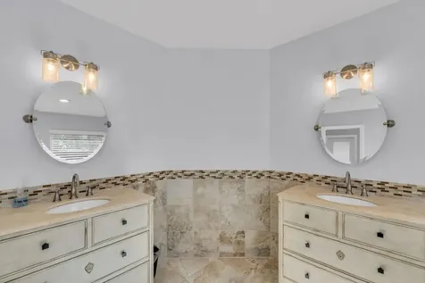 5440 NW 77th Terrace Coral Springs FL 33067