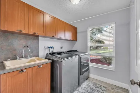 5440 NW 77th Terrace Coral Springs FL 33067