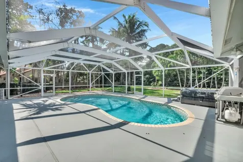 5440 NW 77th Terrace Coral Springs FL 33067