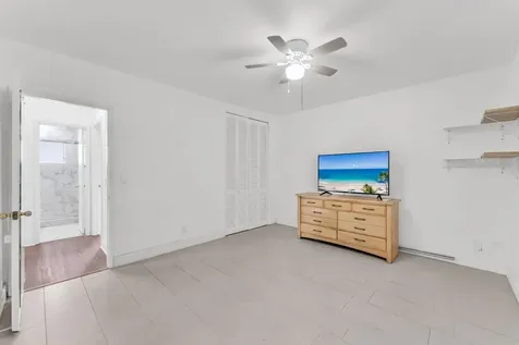 7401 Pines Boulevard Pembroke Pines FL 33024