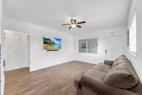 7401 Pines Boulevard Pembroke Pines FL 33024