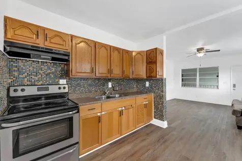 7401 Pines Boulevard Pembroke Pines FL 33024