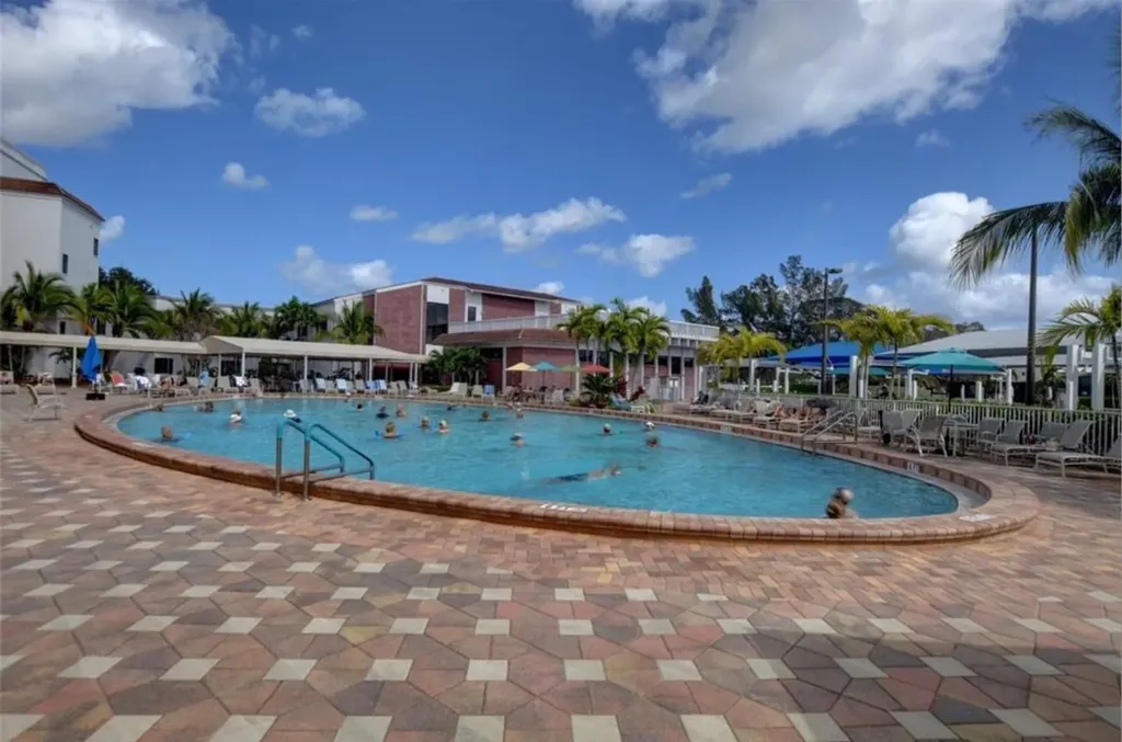283 Ventnor Deerfield Beach FL 33442