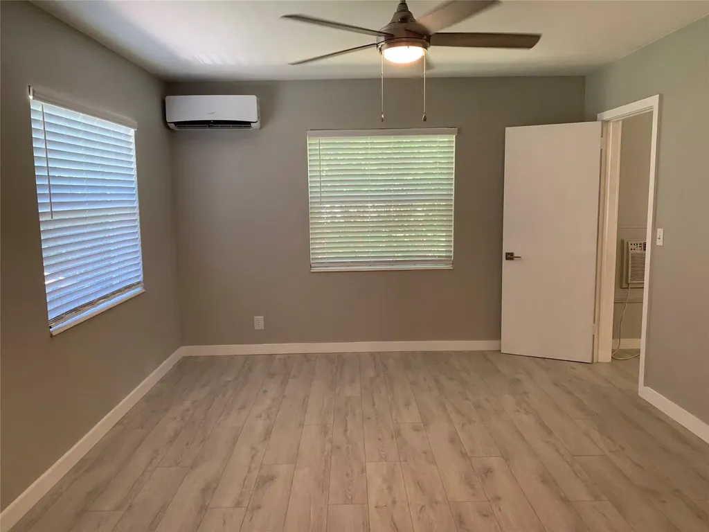 4385 NE 13th Avenue Oakland Park FL 33334