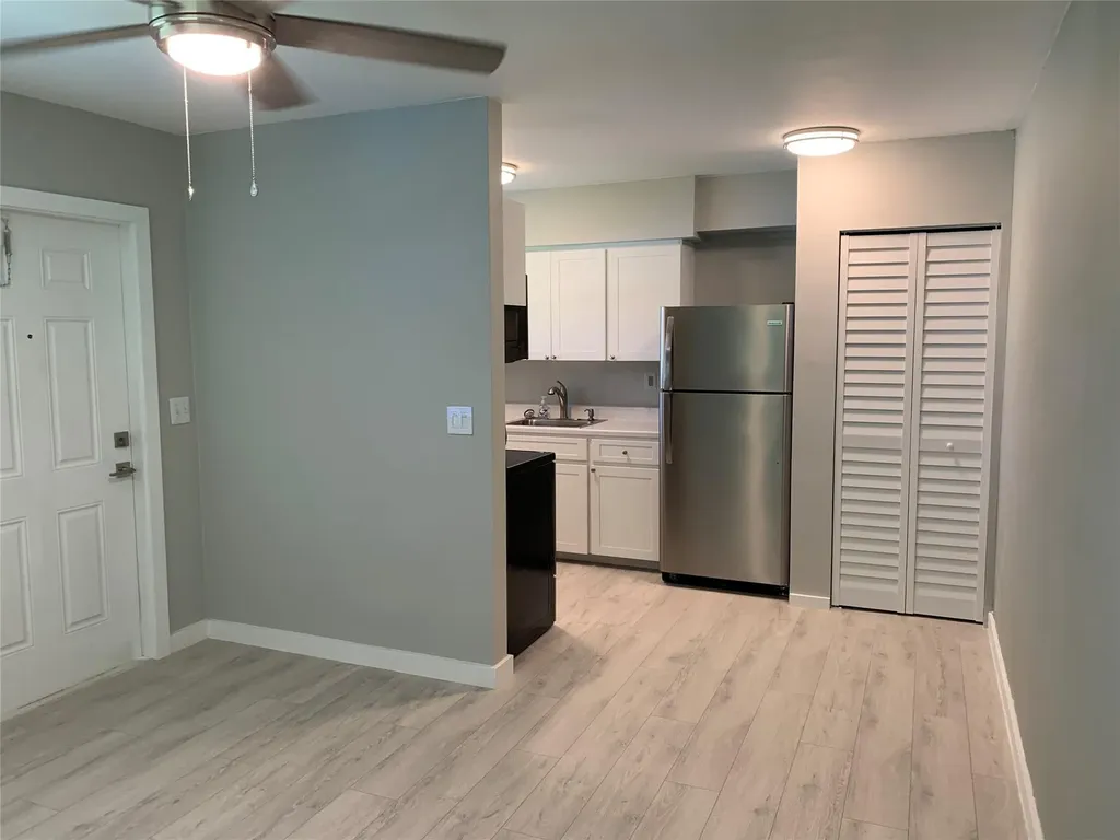 4385 NE 13th Avenue Oakland Park FL 33334