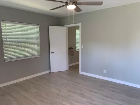 4385 NE 13th Avenue Oakland Park FL 33334