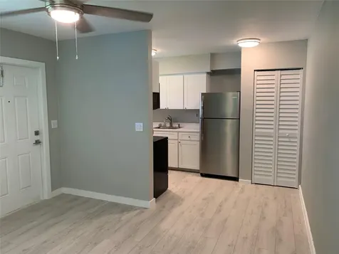 4385 NE 13th Avenue Oakland Park FL 33334