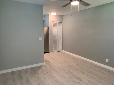 4385 NE 13th Avenue Oakland Park FL 33334