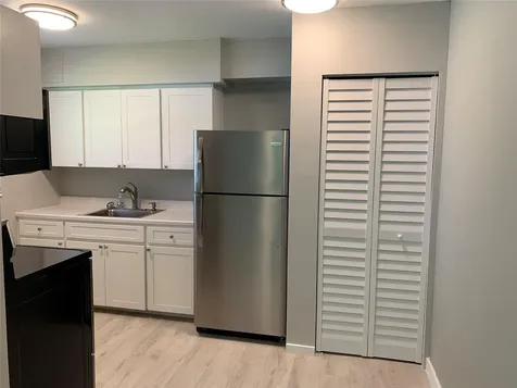 4385 NE 13th Avenue Oakland Park FL 33334