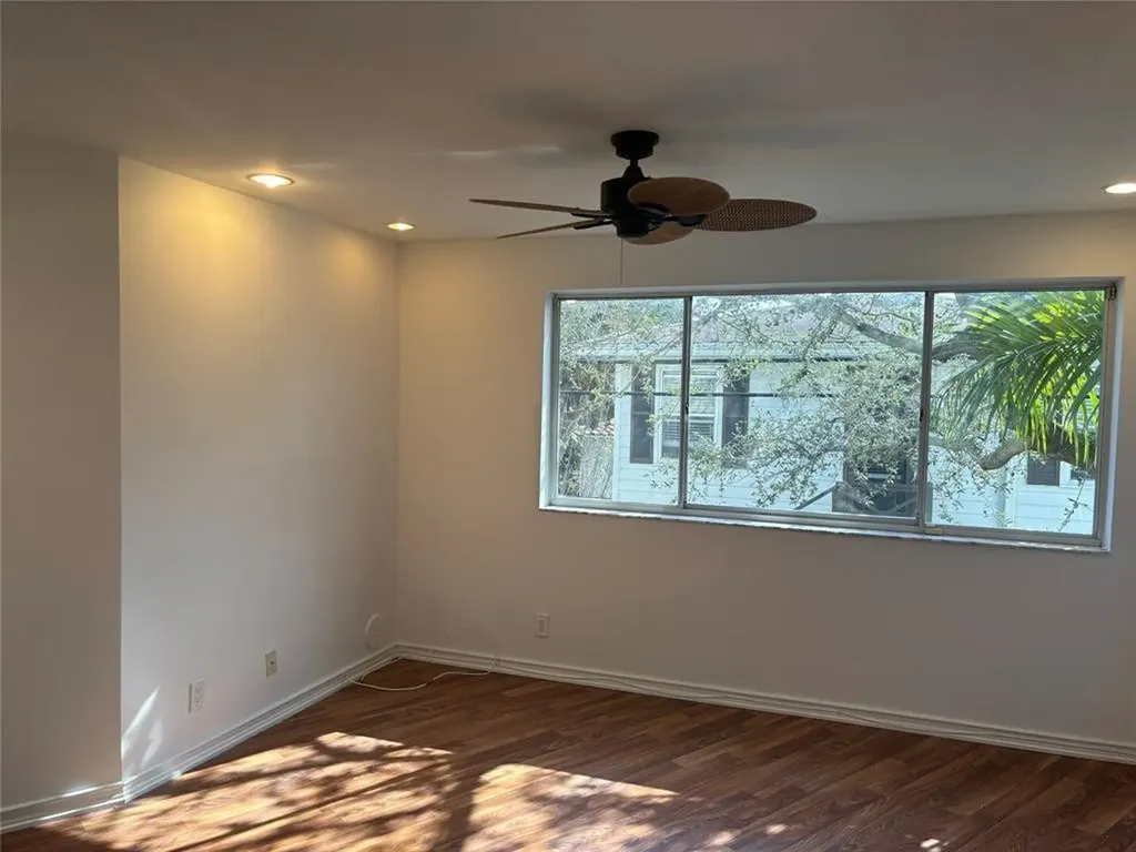 101 SE 15th Avenue Fort Lauderdale FL 33301