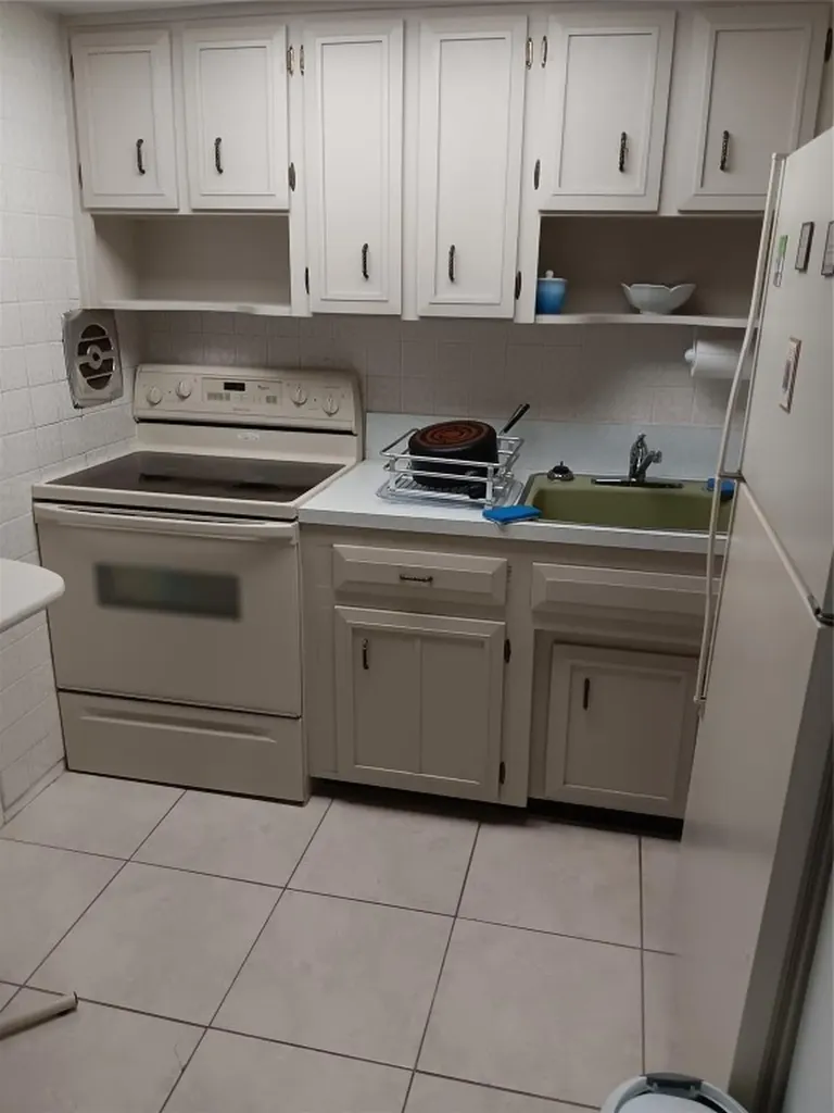 1110 N Riverside Drive Pompano Beach FL 33062