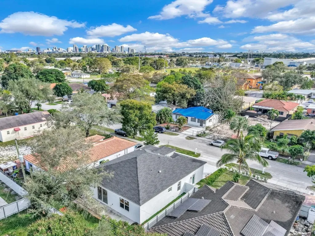 2531 NW 14th Court Fort Lauderdale FL 33311