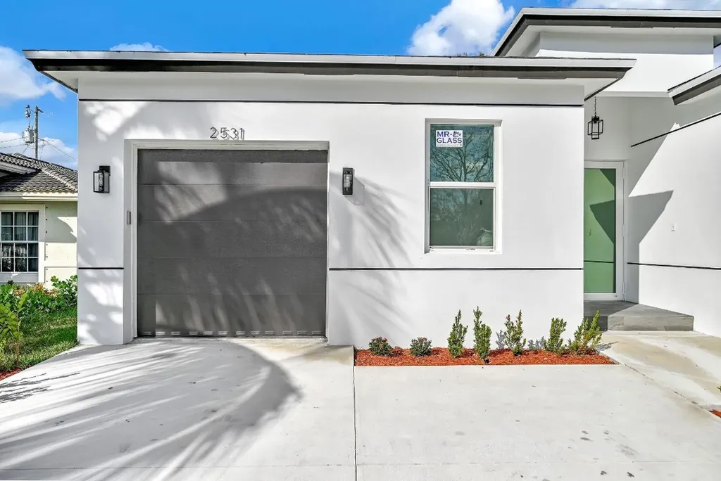 2531 NW 14th Court Fort Lauderdale FL 33311