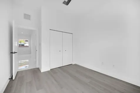 2531 NW 14th Court Fort Lauderdale FL 33311