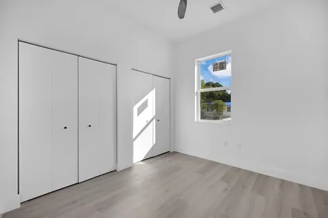 2531 NW 14th Court Fort Lauderdale FL 33311